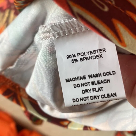 NWOT Orange Floral Scoop Neck Top - Picture 9 of 10